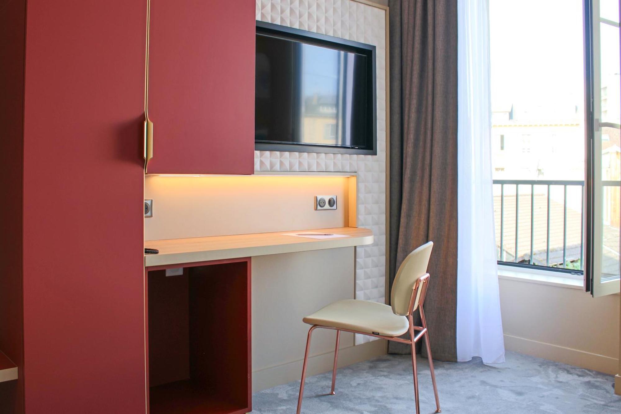 Brit Hotel Limoges Centre Gare - ex hôtel Jeanne d'Arc Exterior foto